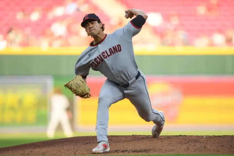 Manzardo, Cantillo's power Guardians over the Reds